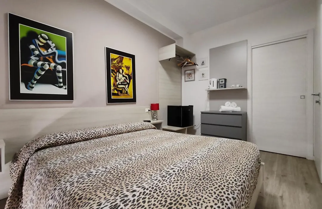 B&B Ombretta-1